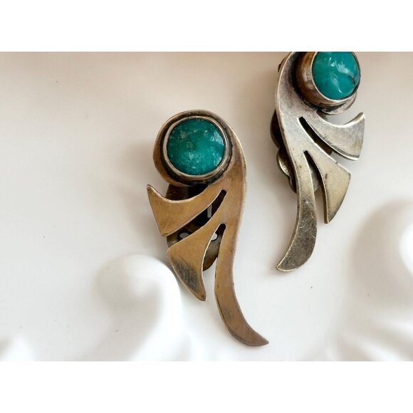 Native American Silver T Pewter Vintage Turquoise Bezel Set Modernist Studs - Picture 5 of 10